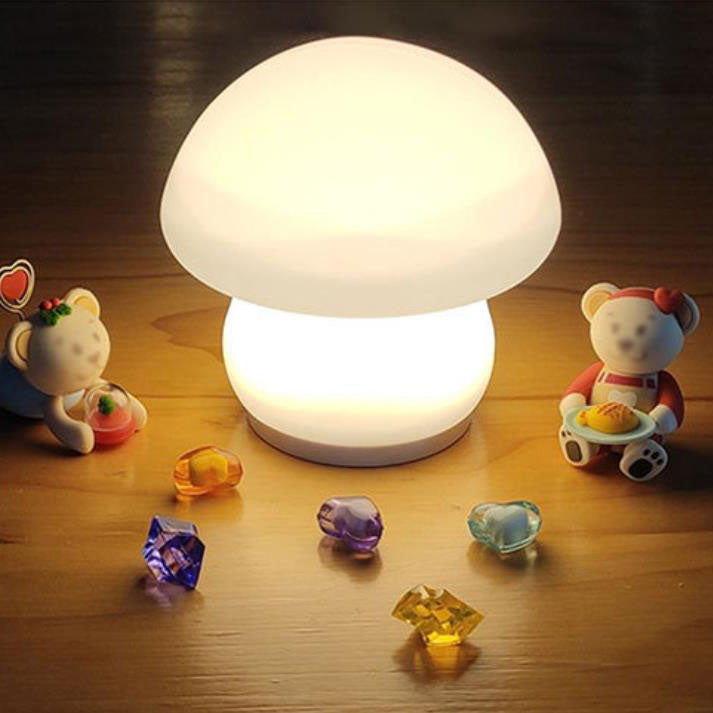 Modern Mushroom Pure White Silicone Pat LED Night Light Table Lamp