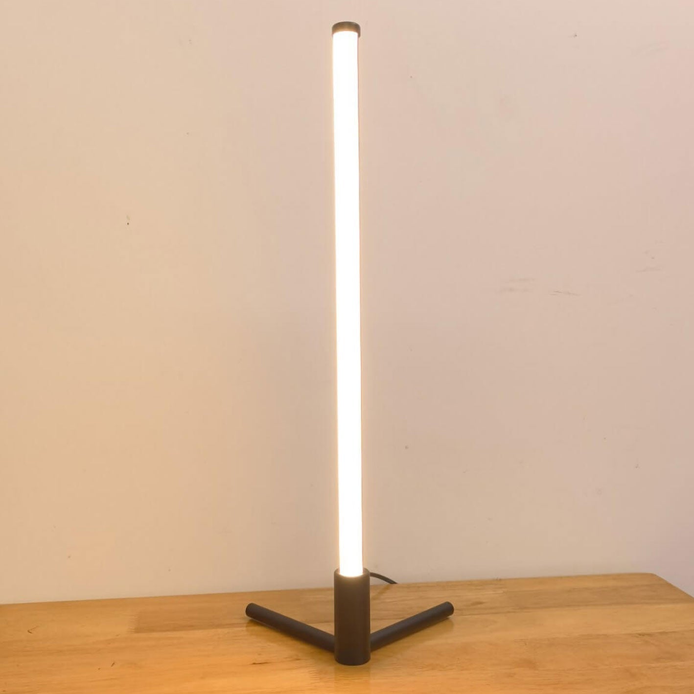 Minimalist Creative Bar LED Night Light Table Lamp