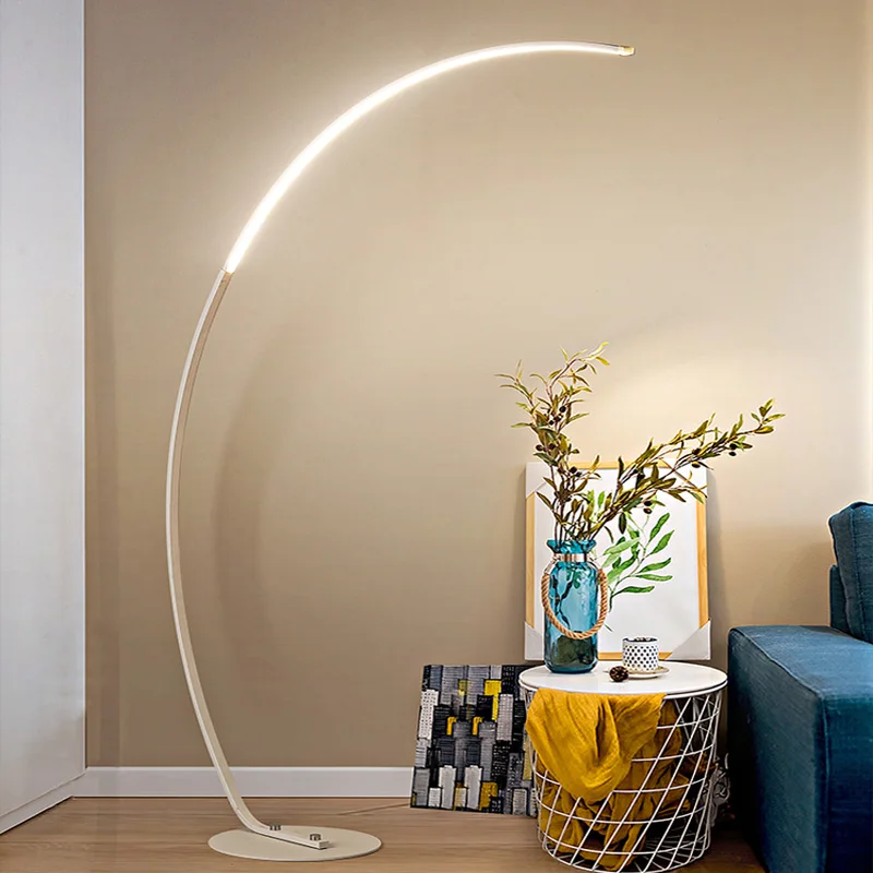 Courbe Designer Floor Lamp