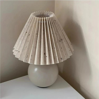 Wine Vintage Pleated Table Lamp