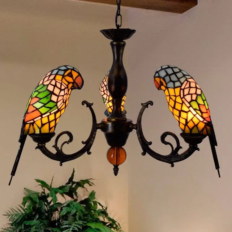 European Creative Chandelier Retro Art Stained Glass Parrot Bar Restaurant Living Room Bird Lamp Glass Tiffany Chandelier