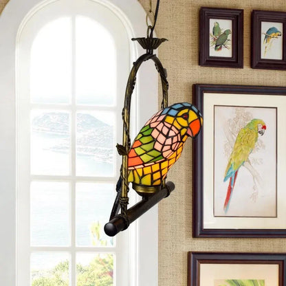 European Creative Chandelier Retro Art Stained Glass Parrot Bar Restaurant Living Room Bird Lamp Glass Tiffany Chandelier