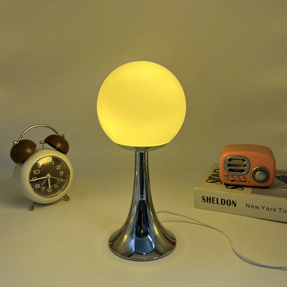 The Splendor Table Lamp