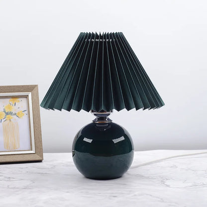 Wine Vintage Pleated Table Lamp