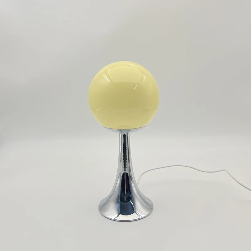 The Splendor Table Lamp