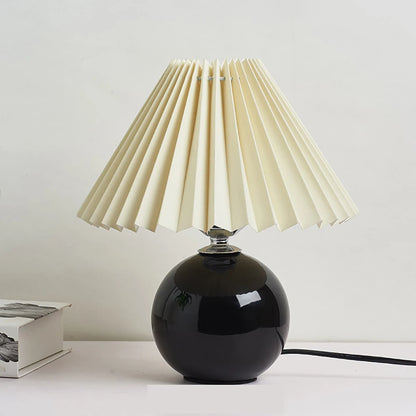 Wine Vintage Pleated Table Lamp