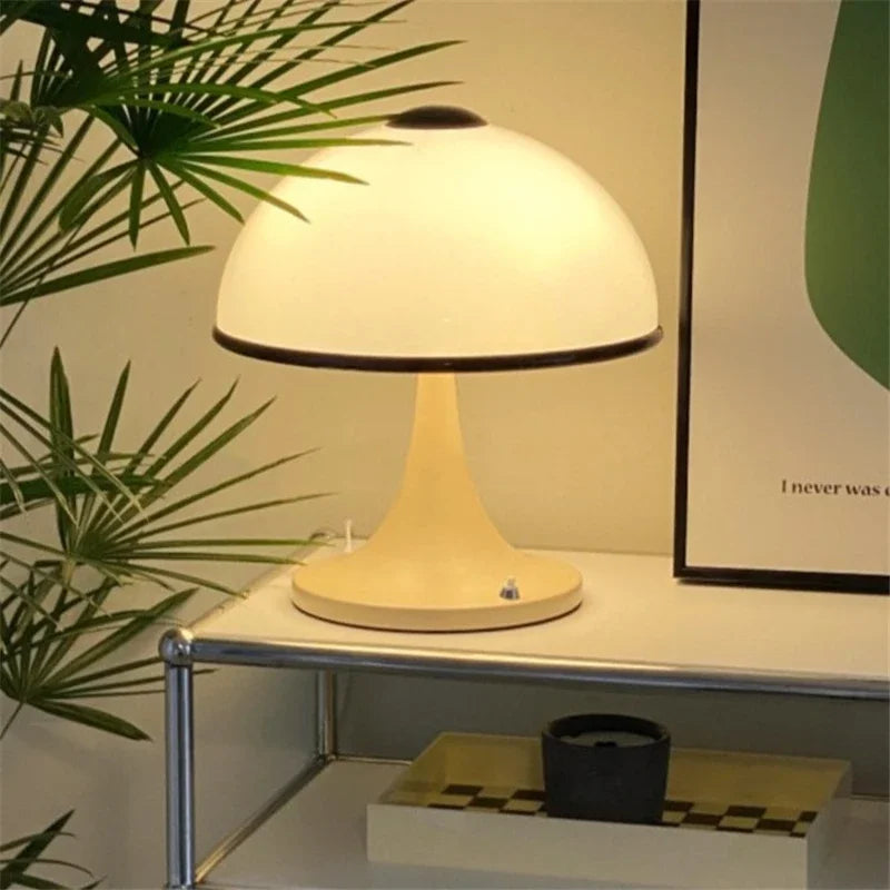 Modern Simplicity Mushroom Table Lamp for Living Room Bedroom LED Desk Lamps Acrylic Bedside Night light Decor Design Lighting