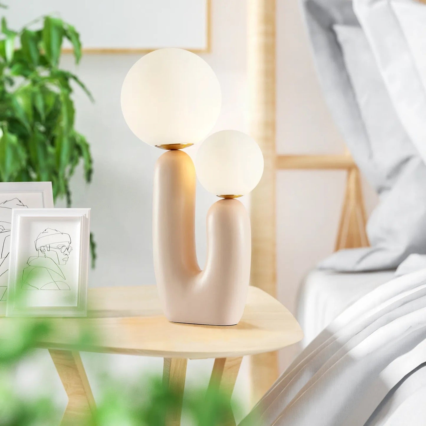 The Ophelia Table Lamp